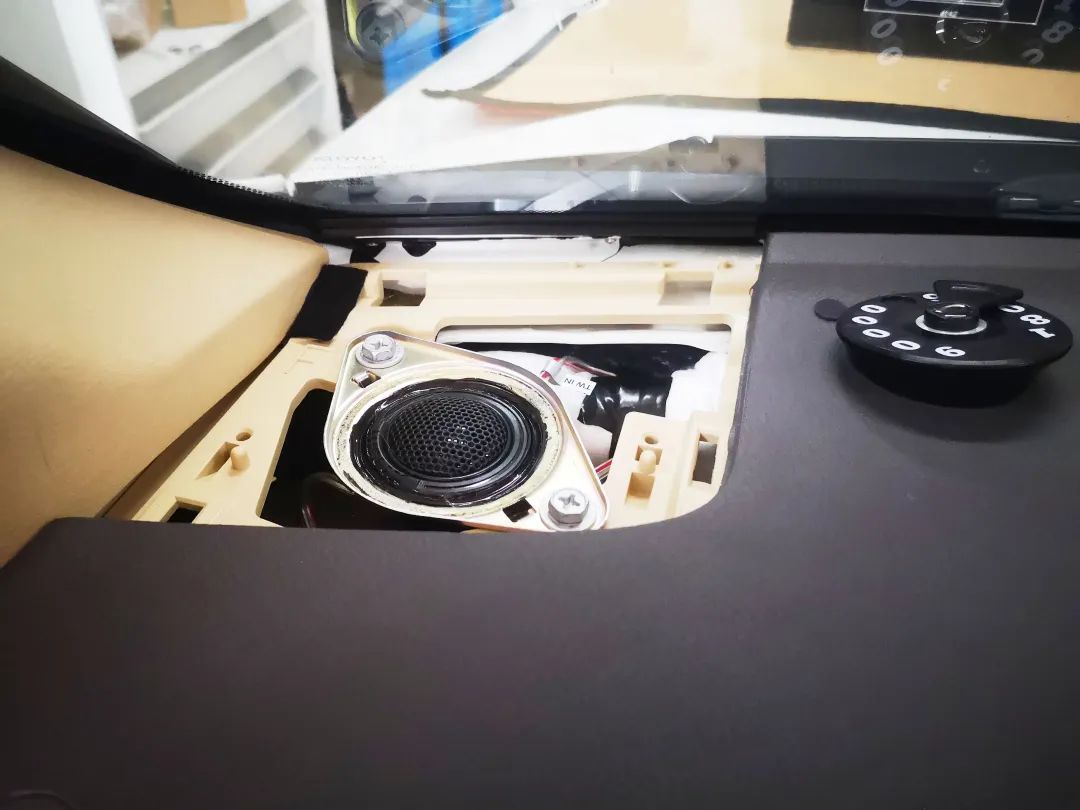 酷路泽升级大喇叭,丰田酷路泽改装蜗牛喇叭