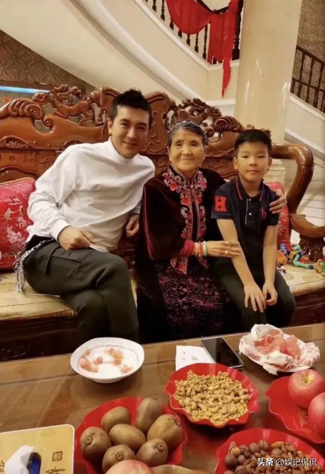 杨子90岁的母亲感染新冠，吃88年的一颗中药痊愈，网友都说不相信