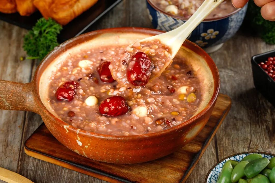 关于腊八的诗句最有名的,咏腊八节古诗词精选四十首