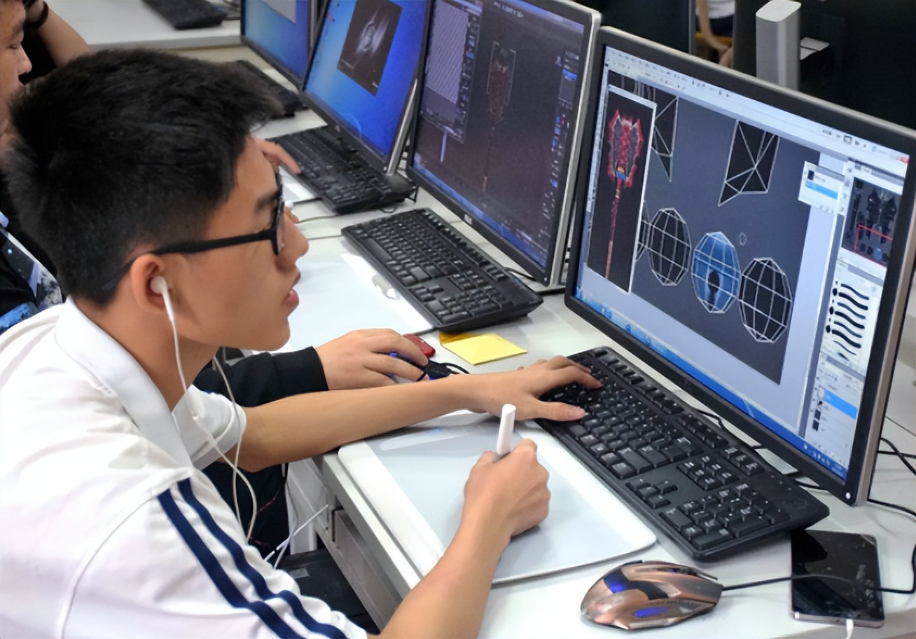 大学就业前景最好的十个专业排名,本科就业前景好的十大专业排名