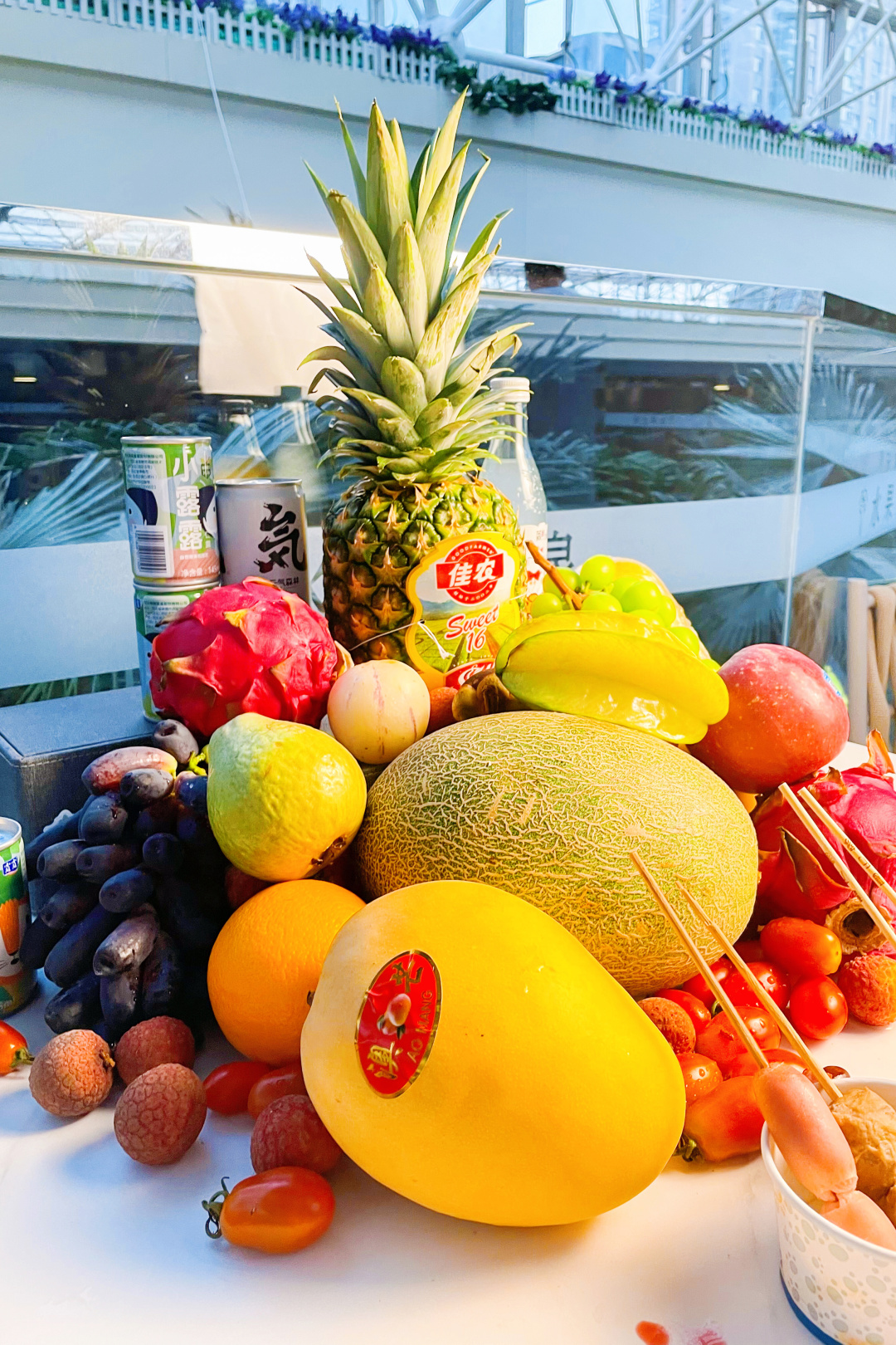 银河温泉双人水果温泉,泡汤泉免费吃水果