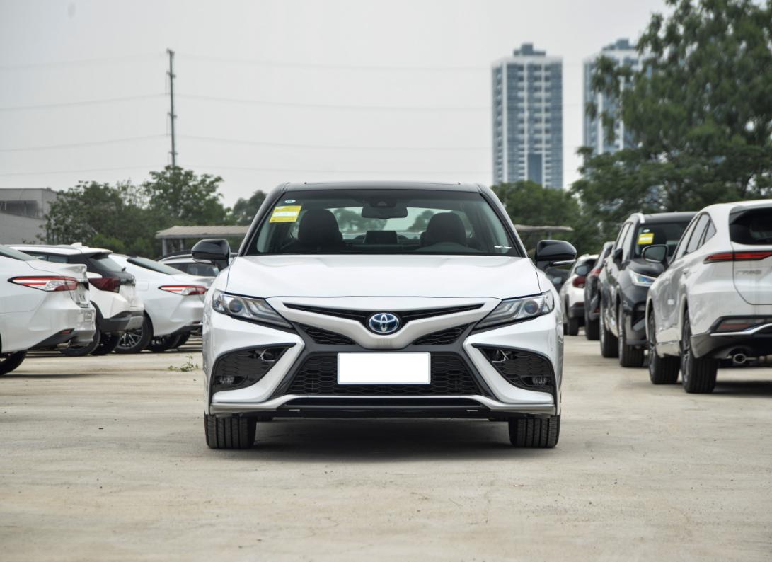 凯美瑞双擎2.5g豪华版几个气囊,广汽丰田凯美瑞最低价格豪华版