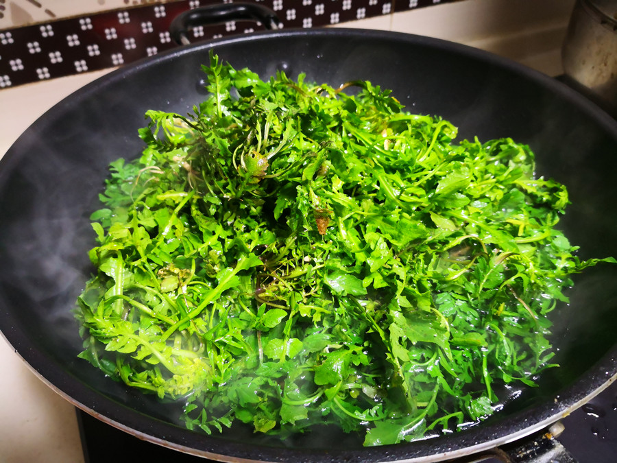 春天包子就吃这馅比荠菜还鲜,春天做什么包子吃最好