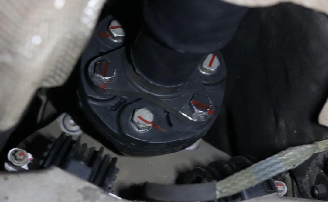 老款宝马730改新款全过程,12年40万公里宝马730翻新