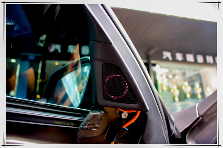 宝马5系升级中置音响安装教程,宝马5系三分频汽车音响改装方案