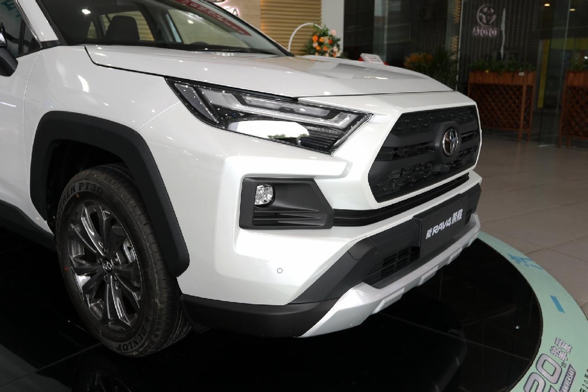 大热必火全新rav4荣放初体验,动感时尚的全新rav4荣放表现如何