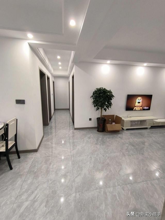 最深灰色瓷砖全屋装修效果图,全屋灰色瓷砖上墙装修效果