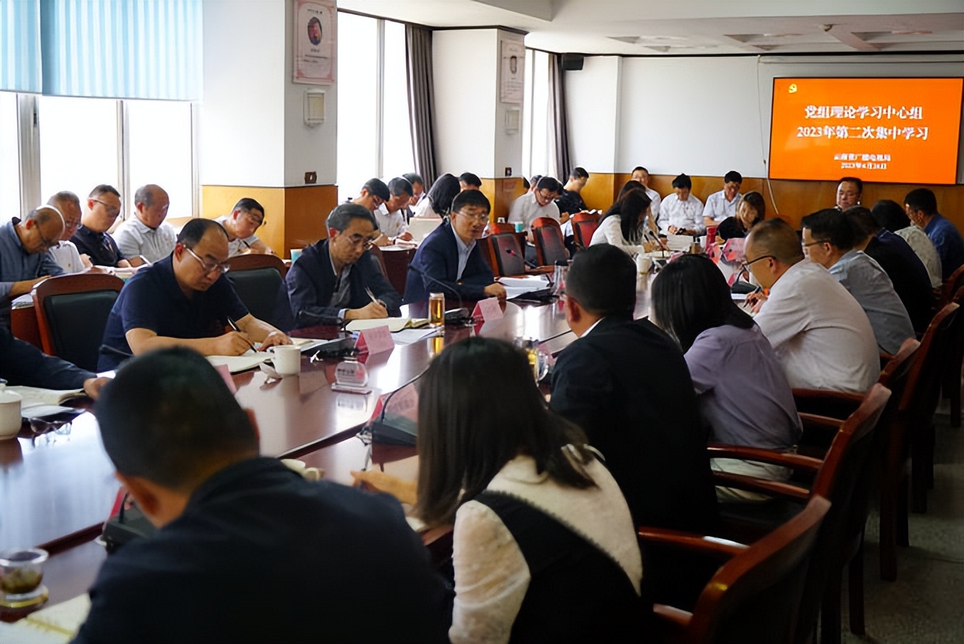 感悟思想伟力凝聚奋进力量云南省广电局以严实作风推动理论学习走深走实