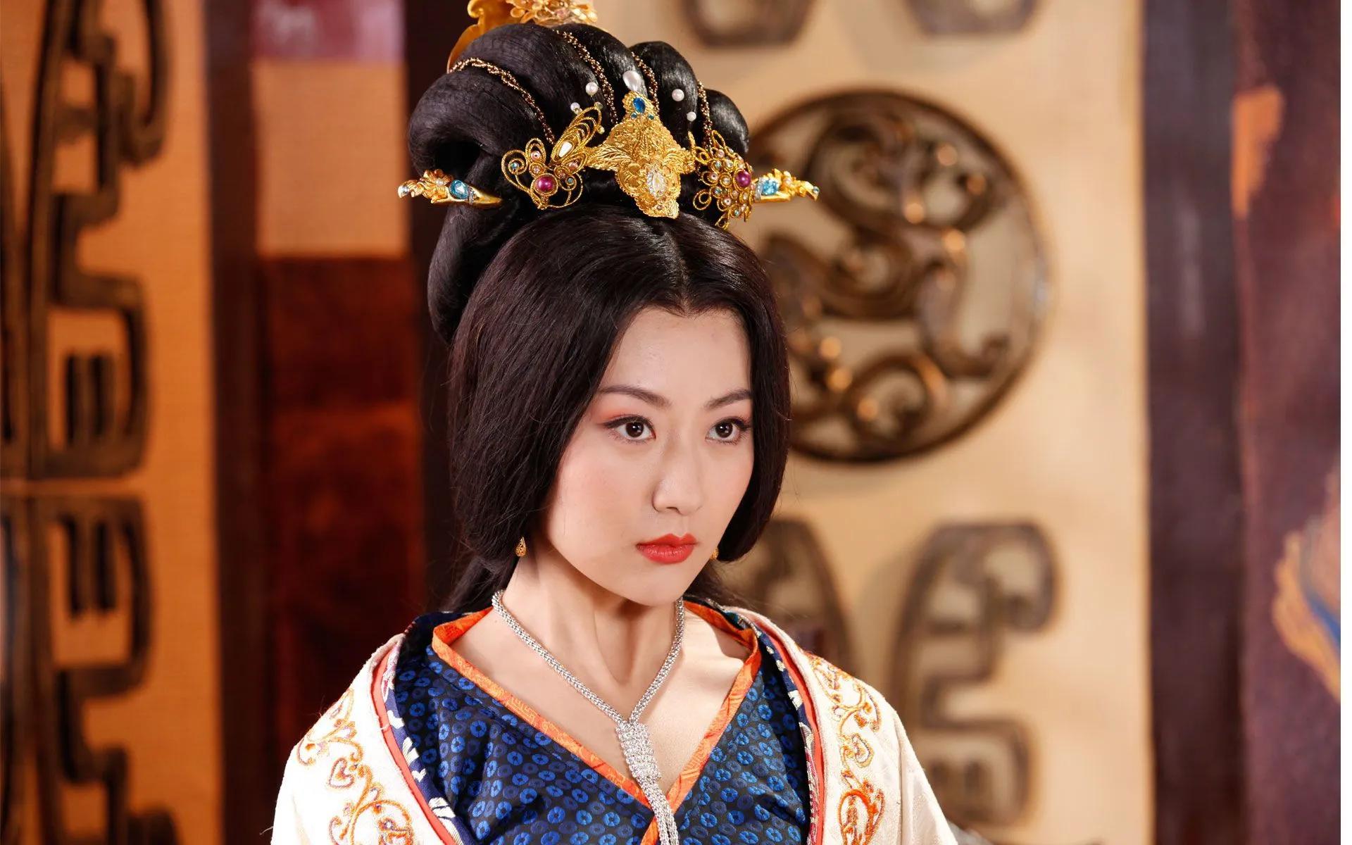 长相妩媚却情史干净的五位女星,不算特别惊艳却能红的五位女星