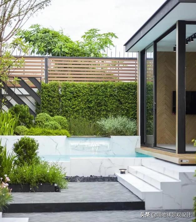 庭院围墙艺术格栅,不锈钢围墙大门格栅图片