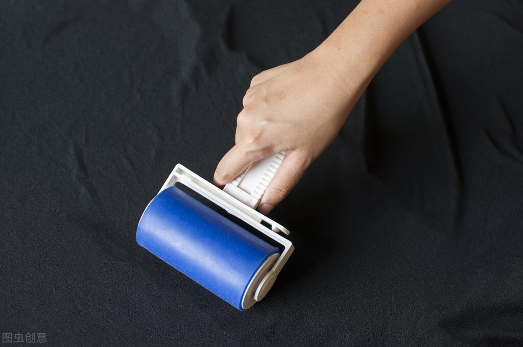 衣服容易粘毛毛怎么去掉,衣服怎么去毛絮小妙招