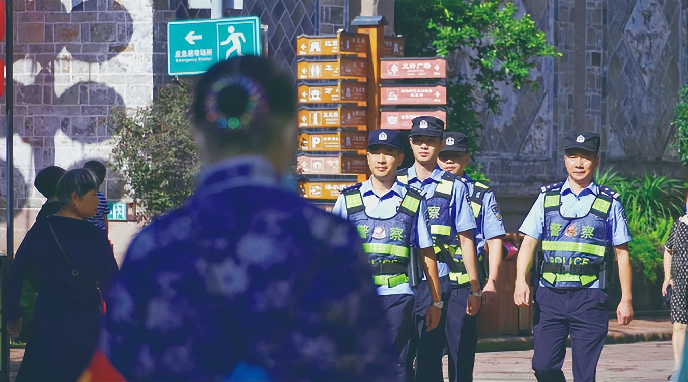 你在这里看风景“藏蓝入画”守护你