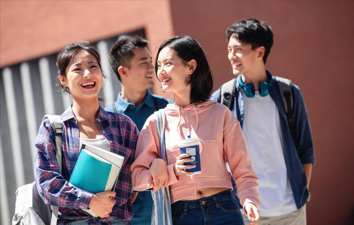 差本科几分要不要复读张雪峰视频,2023届高考生能复读吗张雪峰