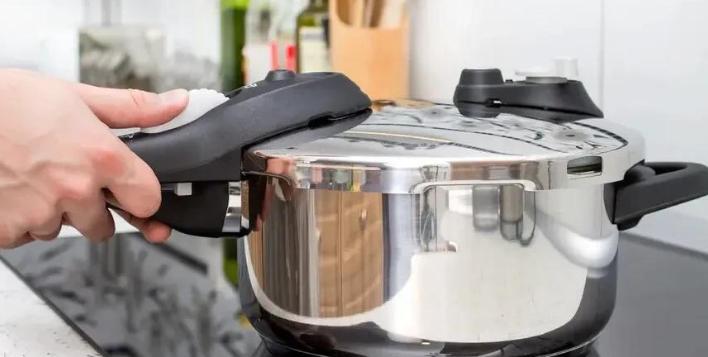 电压力锅和高压锅的口感,高压锅与电压力锅哪个更实用