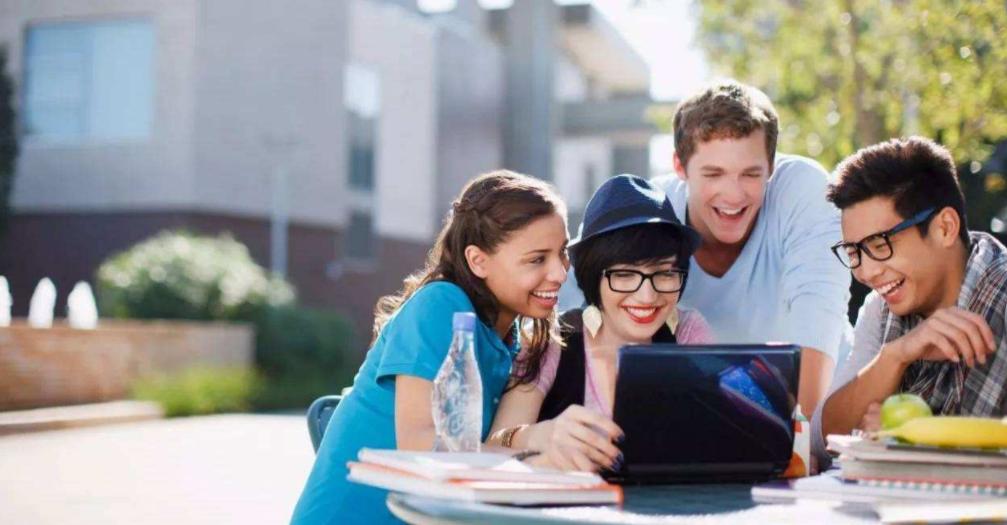 万名学生留学乌克兰，欧洲国家那么多，为什么乌克兰留学那么火？