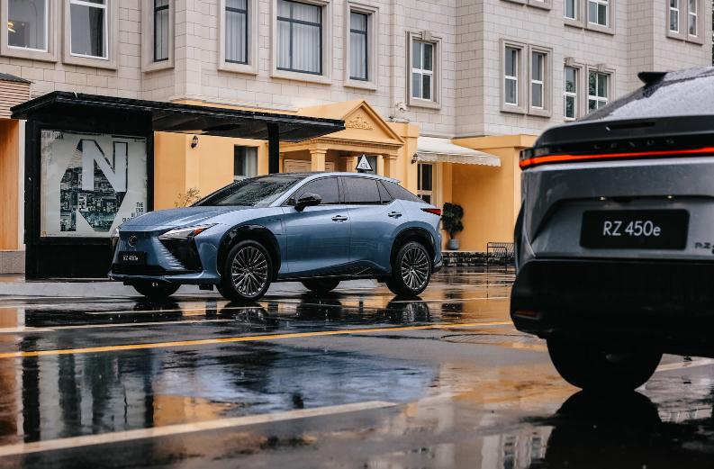 雷克萨斯rx450e试驾,雷克萨斯rz450e试驾视频