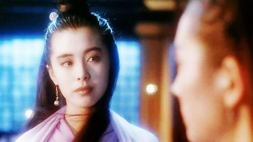 3个亦雌亦雄的大美女，一个46岁自杀，一个不婚不育，一个嫁富商