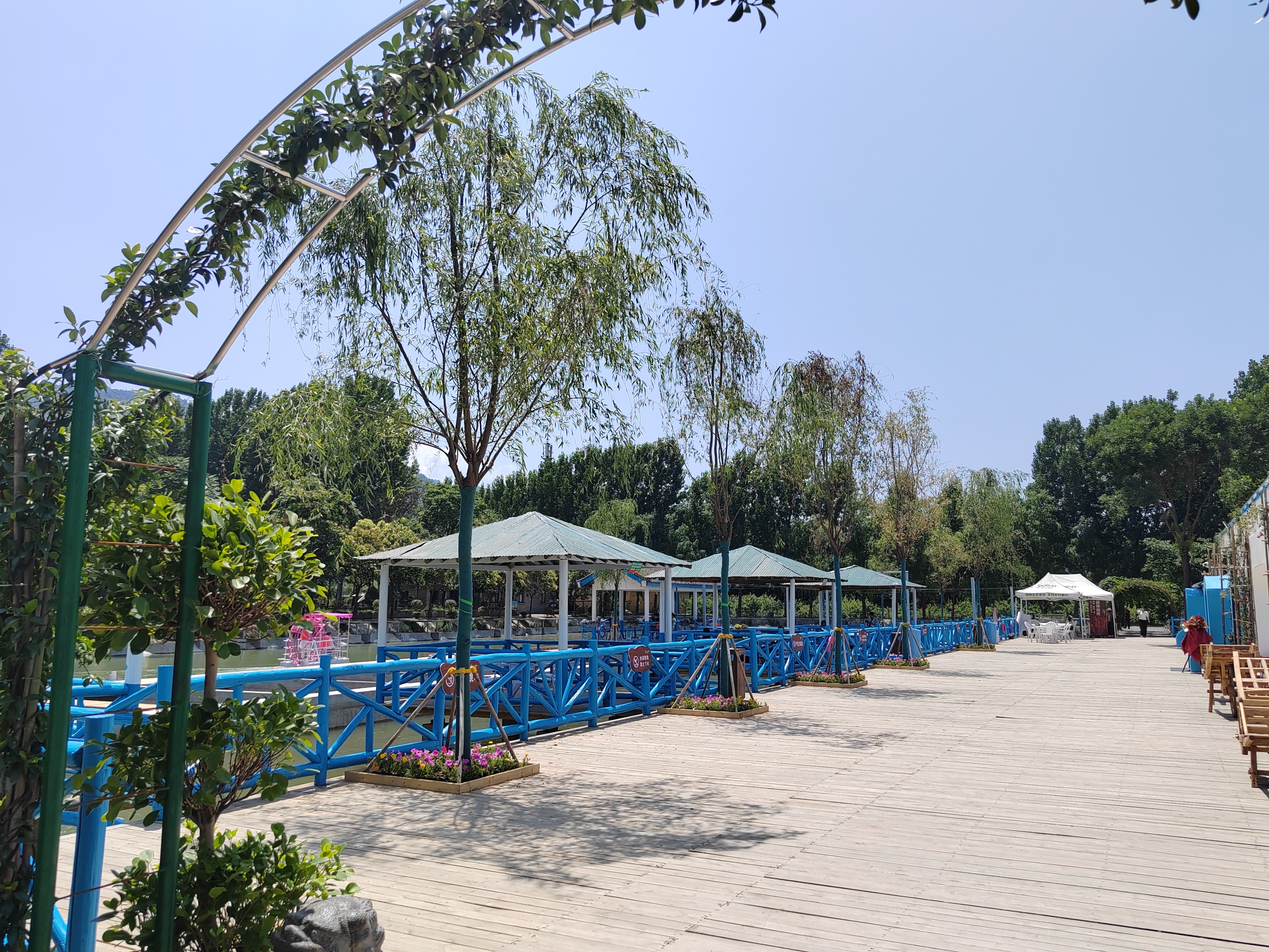 清凉一夏悠然耿峪香山渔村秦岭田园消暑季在西安周至县启动