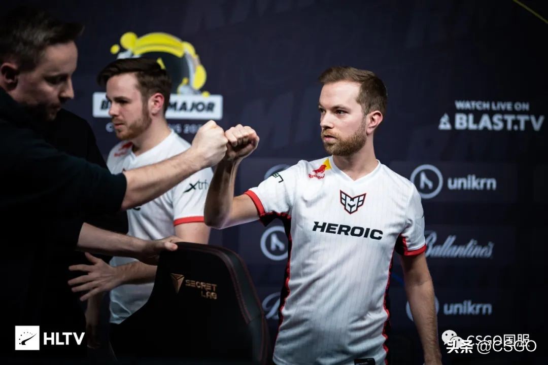 黑马9INE成五年首支进入Major的波兰战队！Heroic携手晋级传奇组