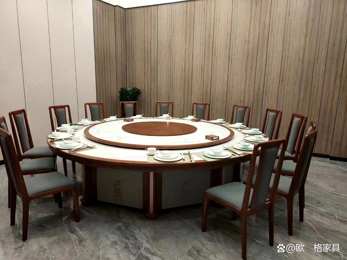 岩板餐桌折叠可伸缩圆桌安装,现代岩板餐桌家用可伸缩圆桌