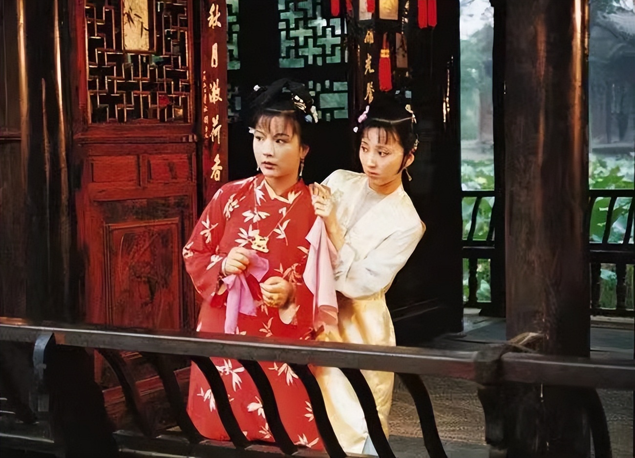 红楼梦嫦娥形象描述,红楼梦里嫦娥