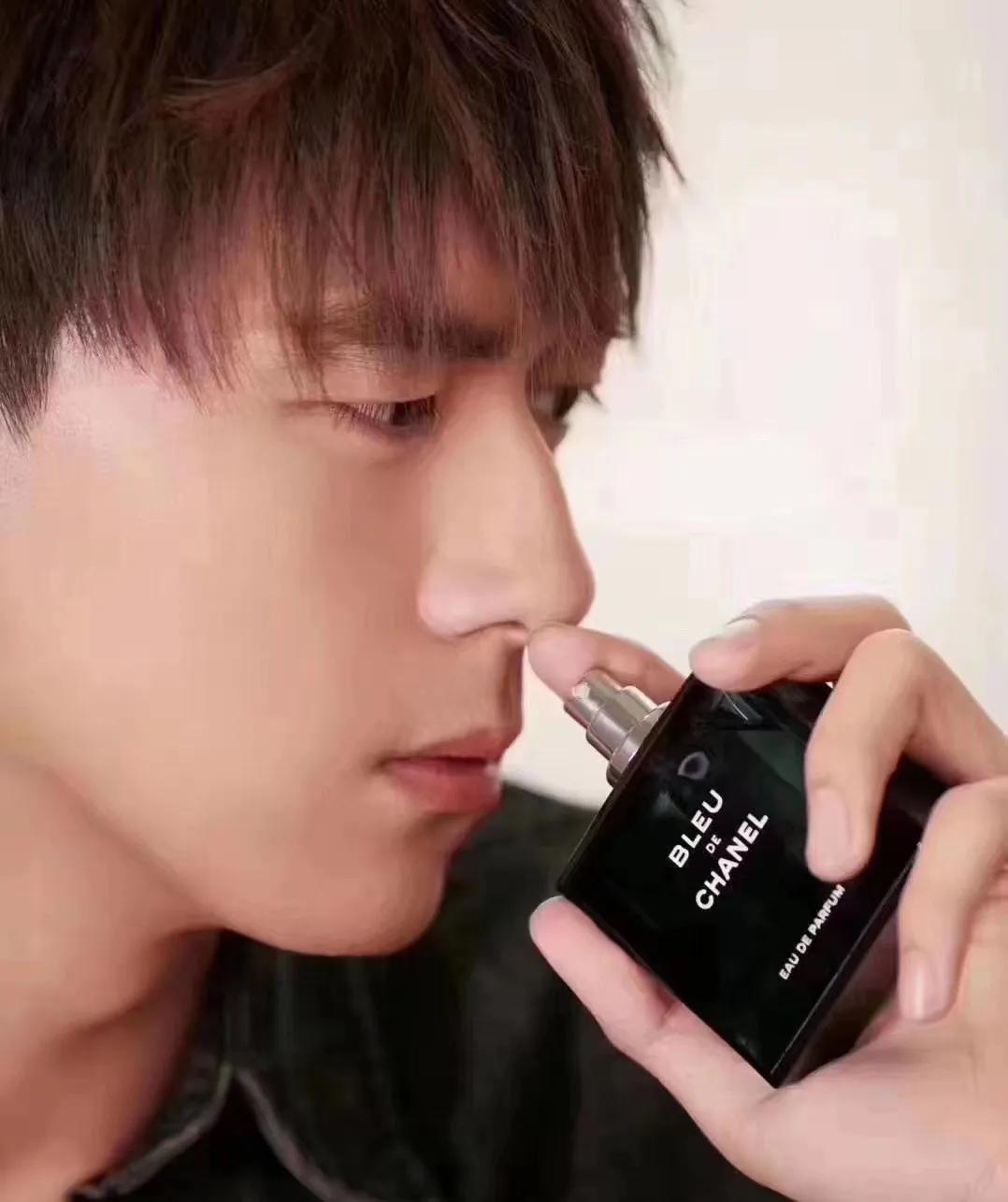 适合女生用的淡花果香调的香水,清新活力淡香水推荐女生用的