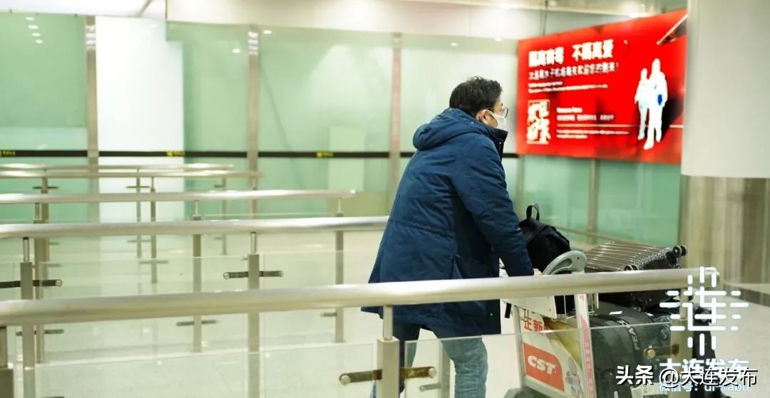 乙类乙管后厦门首个入境航班,乙类乙管第一班入境航班