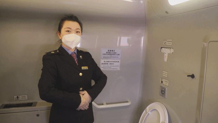 坐火车手机没电攻略,坐火车手机没电了应该去哪儿充