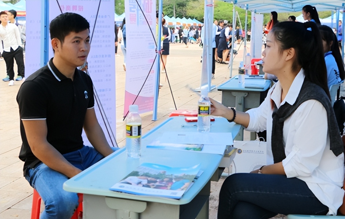 正规本科生与专升本有什么区别,专升本与普本