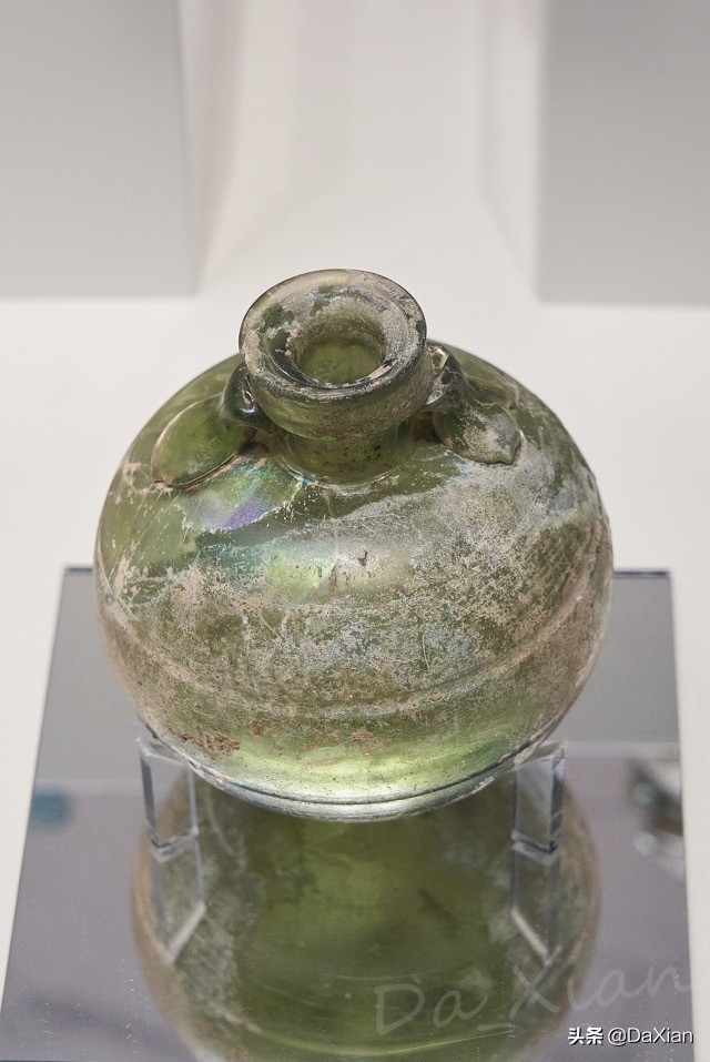 异彩纷呈：古代东西文明交流中的玻璃艺术之三（4）