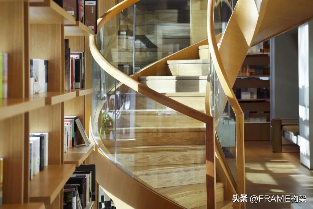 中国的网红书店,网红书店是颜值重要还是内涵重要