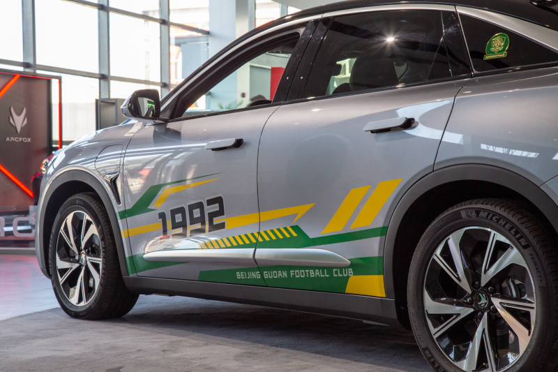 最便宜极狐阿尔法s推荐款,极狐阿尔法s黑色hi版