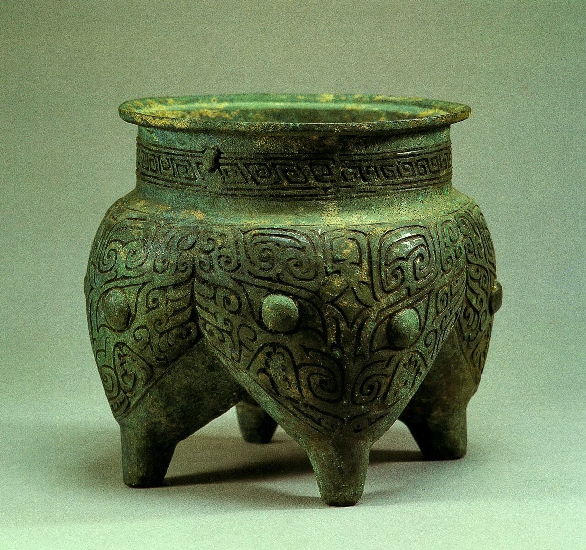 青铜器是我国最早发明的吗,中国古代商代最具代表性的青铜器