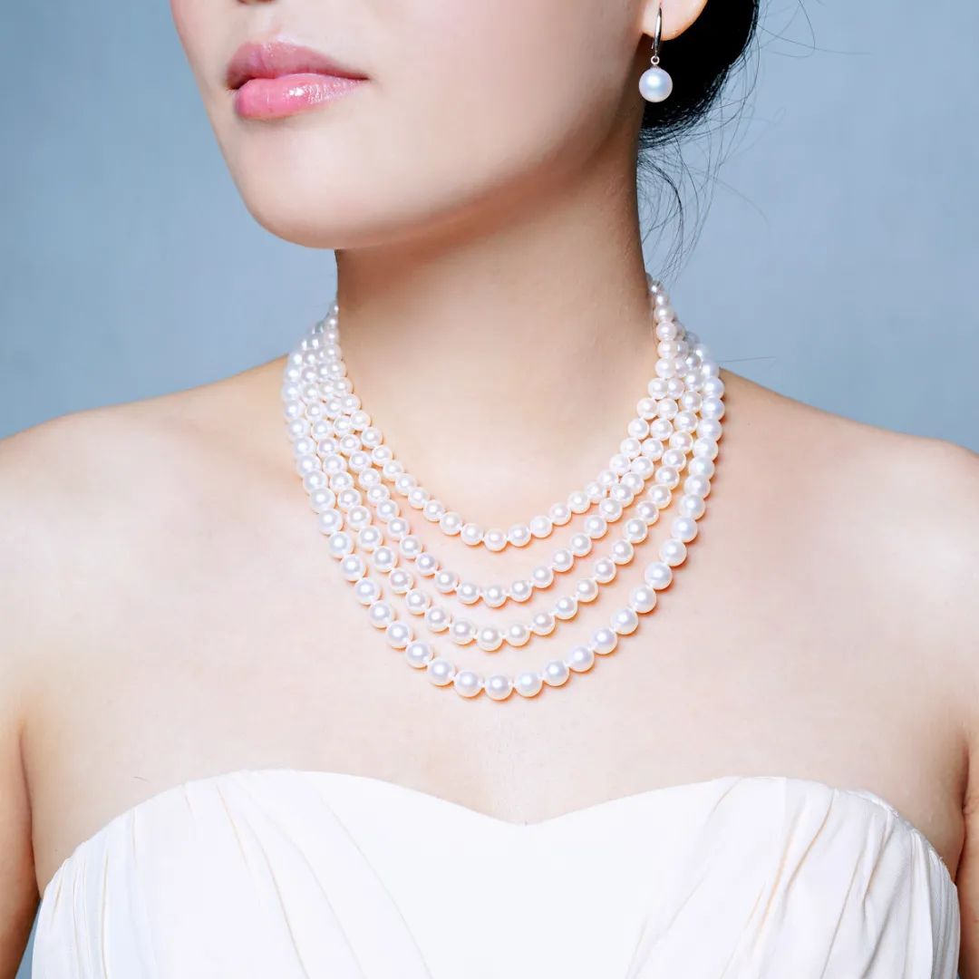 像星星一样照亮夜空,3.5-4mm的akoya珍珠项链价格