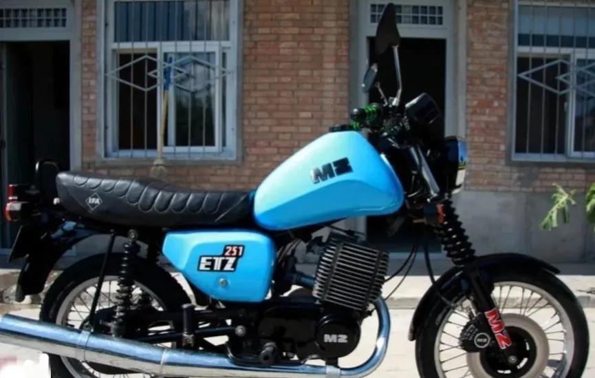 回忆当年的摩托车,回忆老摩托车视频