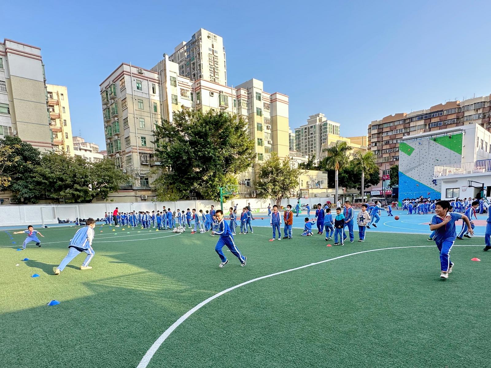 两年内，从“城中村小”迈向精品学校！深圳罗湖这所老校是咋做到的？