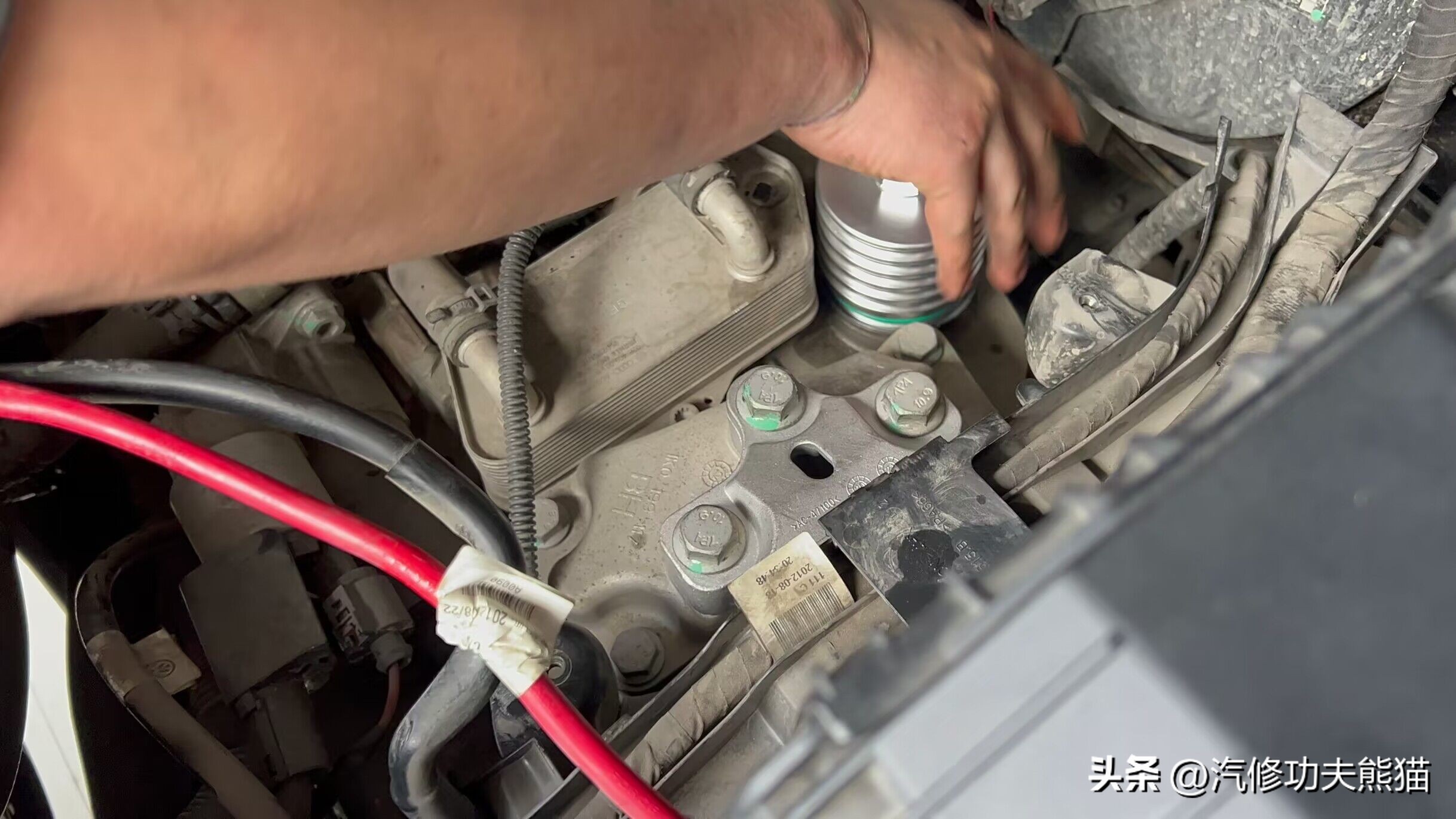 2017款大众迈腾10万公里烧机油,十年的迈腾怎么样后期维修费用