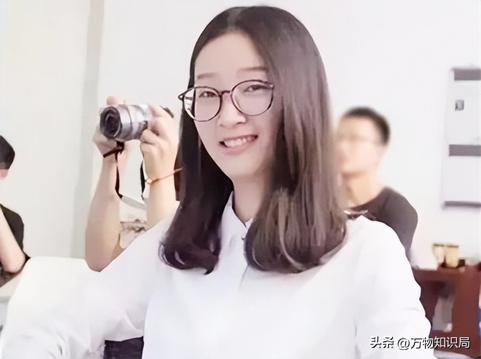 女模特骗局揭秘,200万买一个女模特的电影