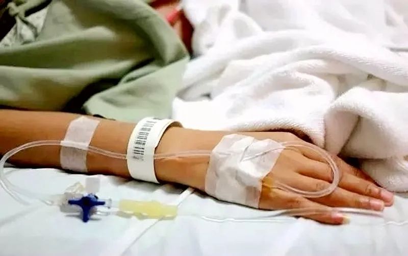 癌症总想睡觉,癌症病人老是想睡觉是严重了吗