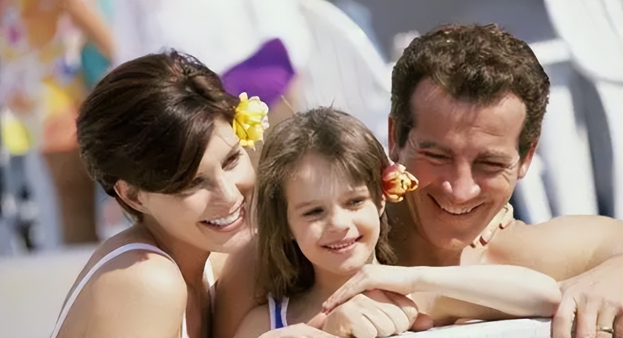 第一次月经来的最佳年龄是几岁,女孩子第一次月经什么年龄才正常