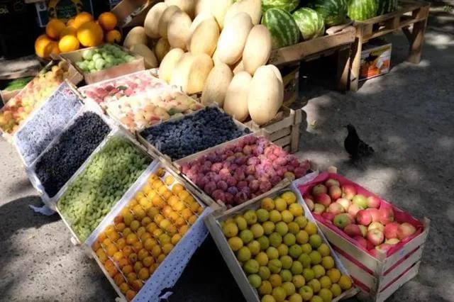 农村大集摆地摊卖什么商品好 (农村赶大集摆地摊卖什么好)