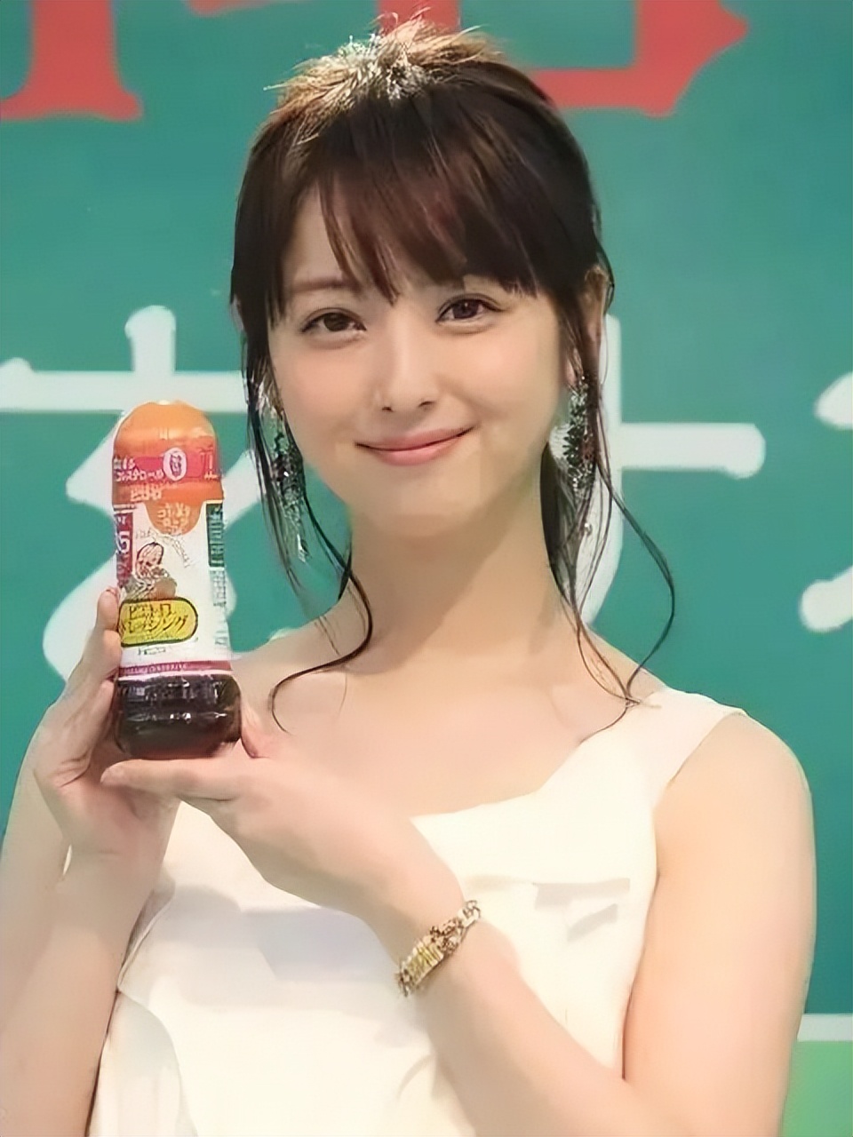 绫濑遥颜值巅峰之作,日本最迷人的十大美女绫濑遥