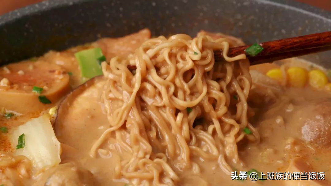 麻辣烫好吃有诀窍，里面多加这两步，好吃到飞起