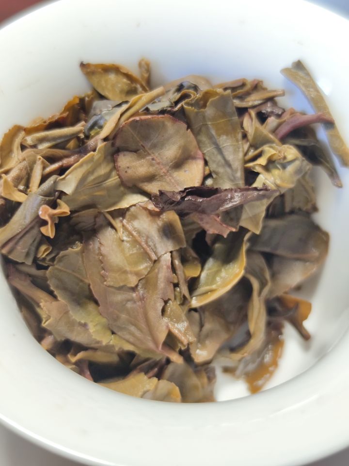 【普洱茶】德丰昌2020年百濮臻茗生茶测评