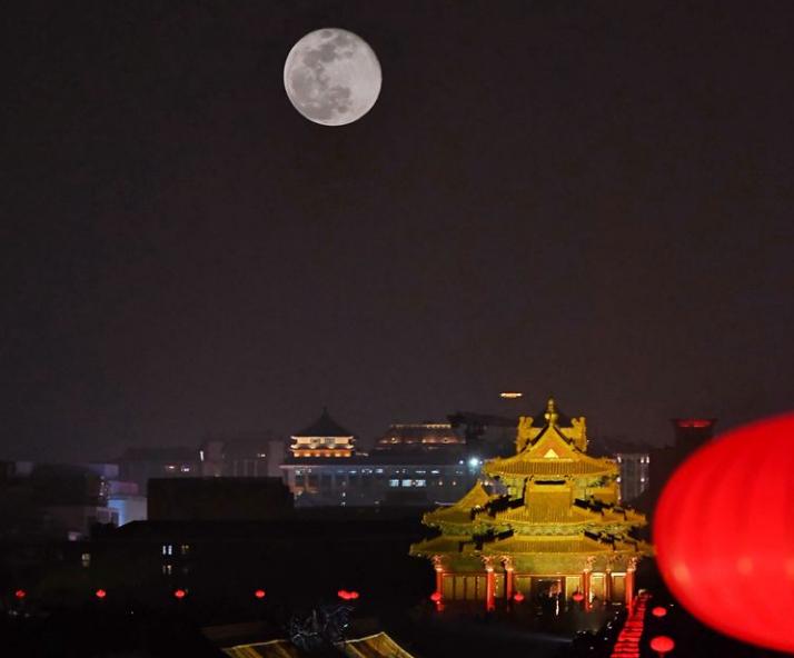 十五夜望月描写节日的诗句,关于月亮正月十五思乡的古诗