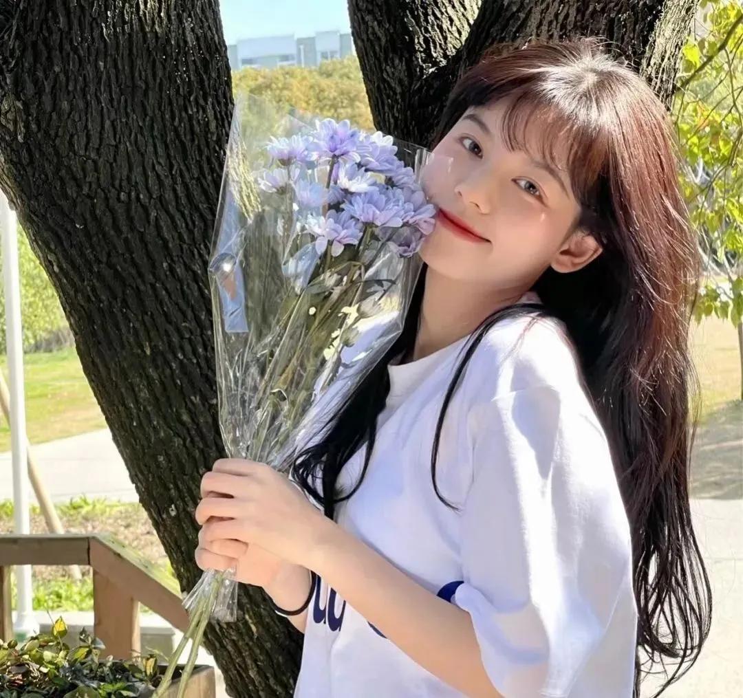 仙气三人闺蜜头像共三张连在一起,可以和闺蜜对象一起用的头像三人