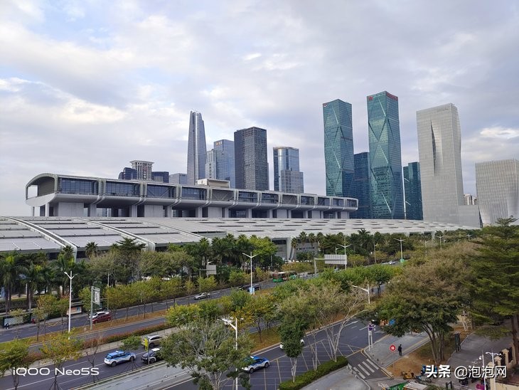 iqooneo5s骁龙888,iqooneo5s骁龙888是增强版吗
