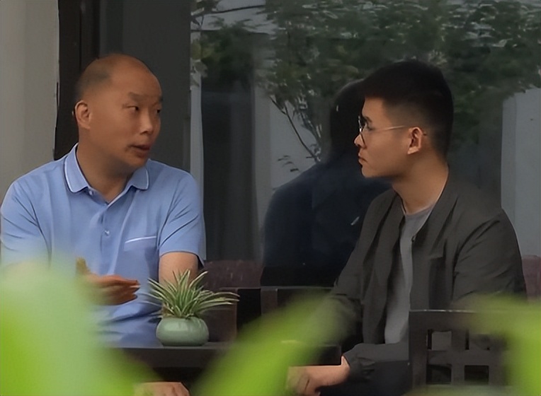 浙江小伙在家种树一斤树叶卖2万,浙江大叔种树赚大钱