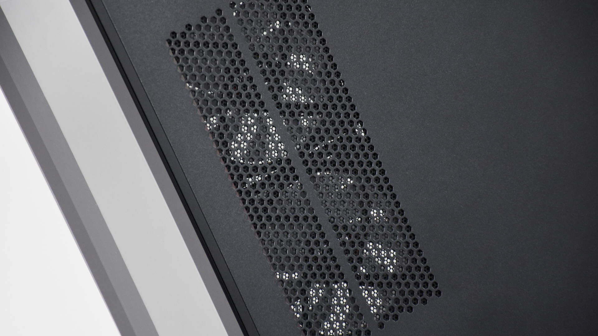 主流海景房机箱配置,montech机箱