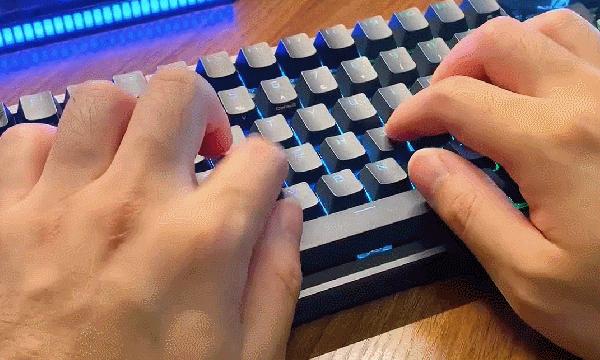 Gasket结构机械键盘,gasketrog夜魔